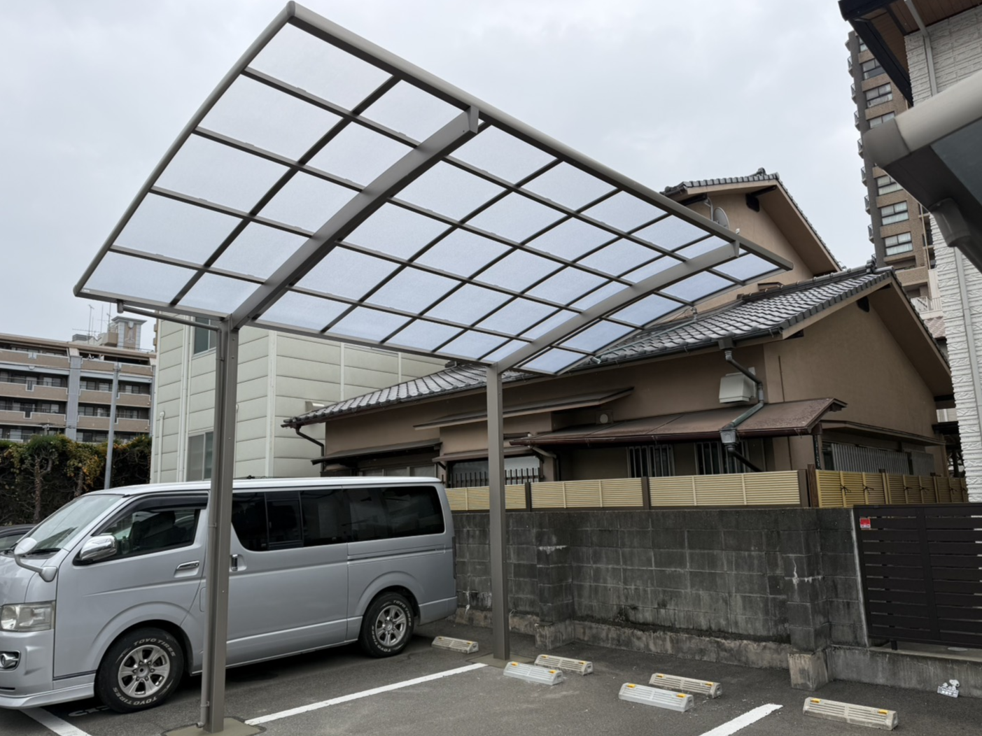 キャンピングカー用カーポートの新設工事｜福岡市